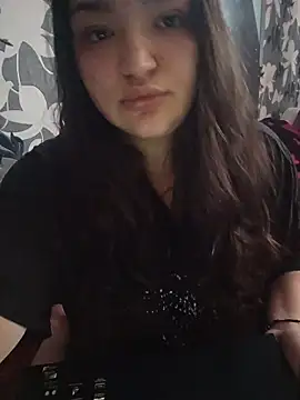 FluffyLuna online show from November 2025 08:47:01 AM