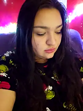 FluffyLuna online show from November 2025 10:31:01 PM