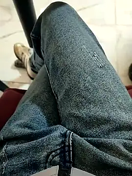 Arabe-man online show from November 2025 03:12:02 PM