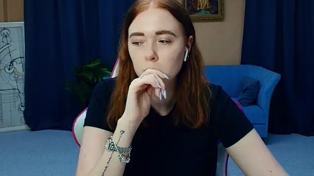 AddieOsler online show from April 2026 07:30:02 PM