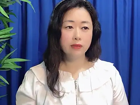 yaoyao22678 online show from October 2025 03:56:02 AM