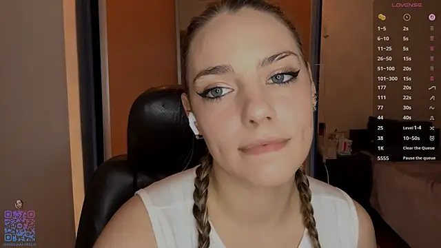 IlanaLafferty online show from January 2026 06:46:01 PM