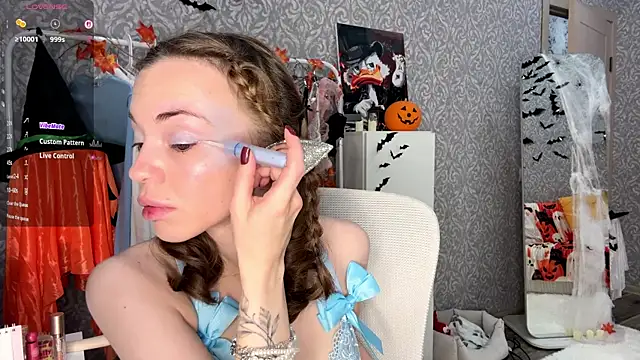 MiraVandee online show from October 2025 04:13:02 AM