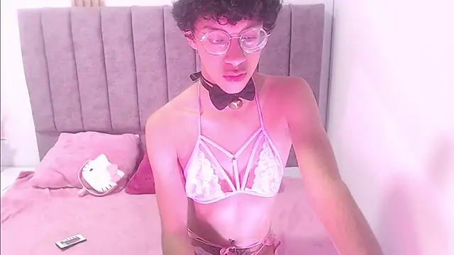 Snapshot of Athenea_Zoe chatting on November 2025 08:05:01 PM Athenea Zoe online show from November 2025 08:05:01 PM