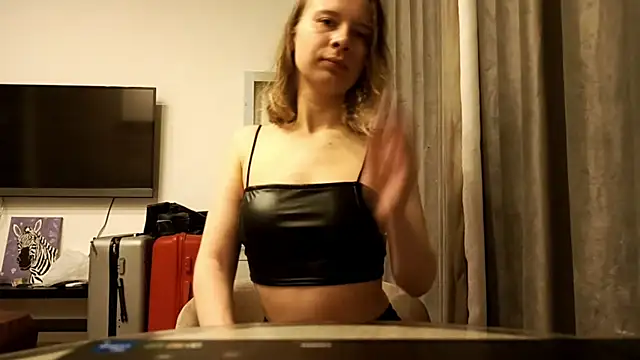 MargaretFairy online show from November 2025 05:33:02 PM