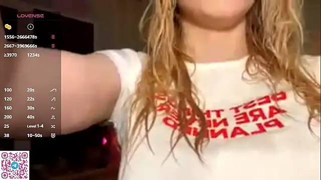 LatanyaRein online show from November 2025 04:20:02 PM