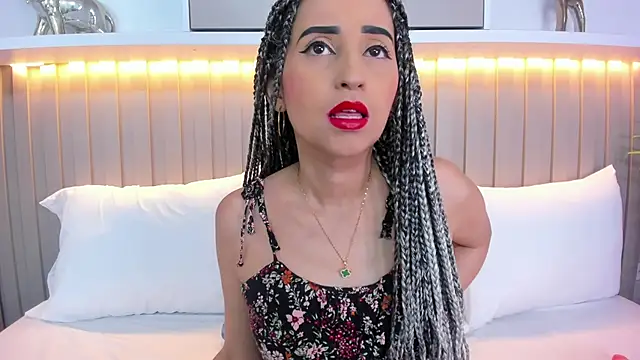 violett rabbit  online show from November 2025 08:30:01 PM