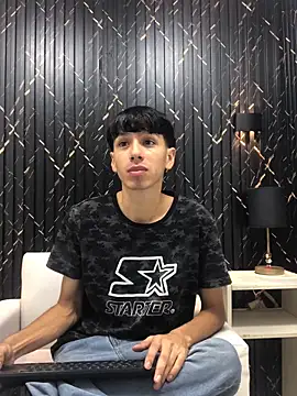 LaPantera Rosa online show from November 2025 03:34:01 AM