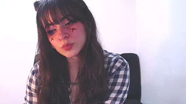 Snapshot of Annagoth_ chatting on July 2026 03:45:02 AM Annagoth online show from July 2026 03:45:02 AM