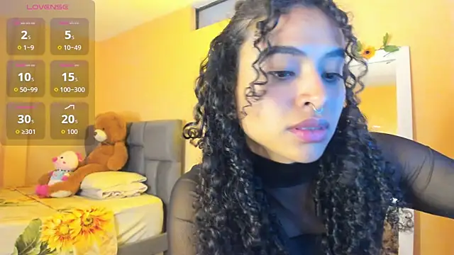 Snapshot of Keniia_rizz chatting on May 2026 07:10:02 PM Keniia rizz online show from May 2026 07:10:02 PM