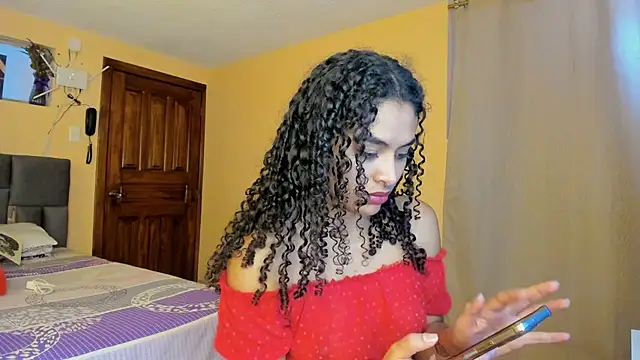 Snapshot of Keniia_rizz chatting on July 2026 06:13:01 PM Keniia rizz online show from July 2026 06:13:01 PM