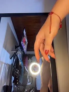 Im Saraaaa online show from January 2026 03:11:02 AM