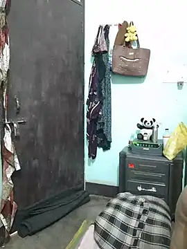 CUTE-GIRL-1 online show from July 2026 06:58:02 AM