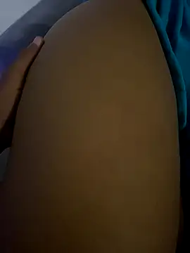 Badboytrinidad online show from December 2025 05:15:02 AM