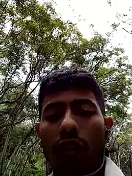 SkinniYamo online show from March 2026 04:15:01 PM