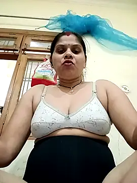 HayatKapoor online show from November 2025 07:34:02 AM