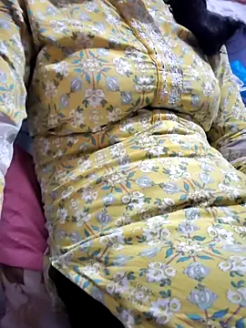 Hot-Rubyy online show from March 2026 05:25:01 PM