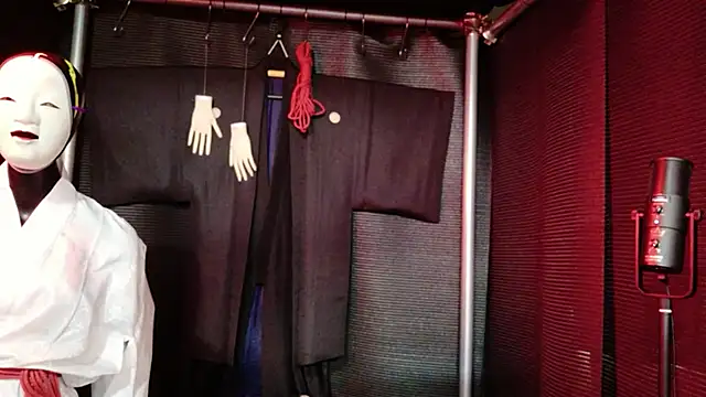 Onitaro jp online show from November 2025 05:07:01 AM