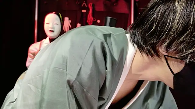 Onitaro jp online show from November 2025 11:32:02 AM