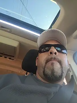 Tincho1051 online show from March 2026 01:48:02 PM