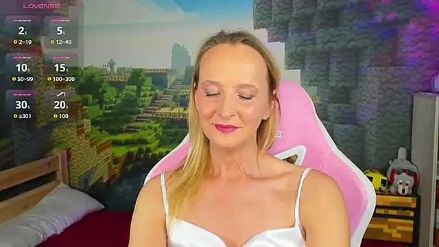 Snapshot of ScarlettPalmer chatting on November 2025 10:19:01 AM ScarlettPalmer online show from November 2025 10:19:01 AM