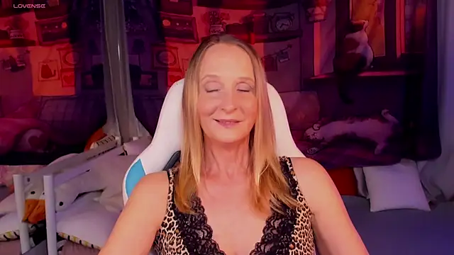 ScarlettPalmer online show from July 2026 10:10:02 AM