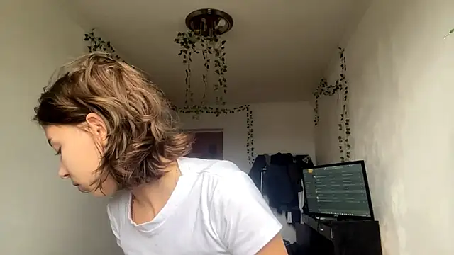 LilithFlamey online show from November 2025 07:09:01 AM