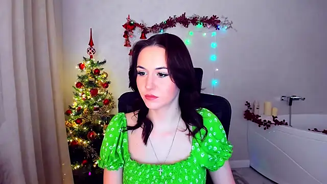 MakeYoueHappy online show from December 2025 11:59:02 AM