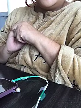 Evil kitty6 online show from November 2025 04:07:01 PM