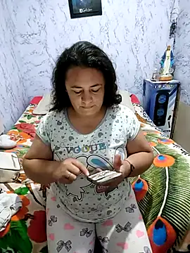 Anny 37 online show from November 2025 12:43:02 AM