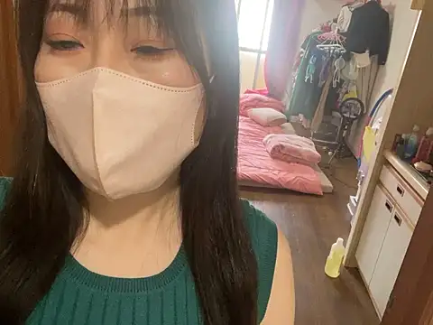 Snapshot of hitomi_desu chatting on November 2025 03:01:02 AM hitomi desu online show from November 2025 03:01:02 AM