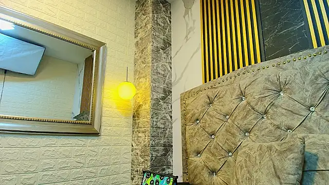 Snapshot of Salome_cruxx chatting on February 2026 11:47:02 AM Salome cruxx online show from February 2026 11:47:02 AM