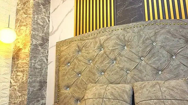 Snapshot of Salome_cruxx chatting on February 2026 11:52:01 AM Salome cruxx online show from February 2026 11:52:01 AM