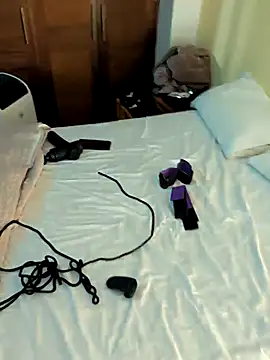 petabyte online show from December 2025 04:07:02 AM