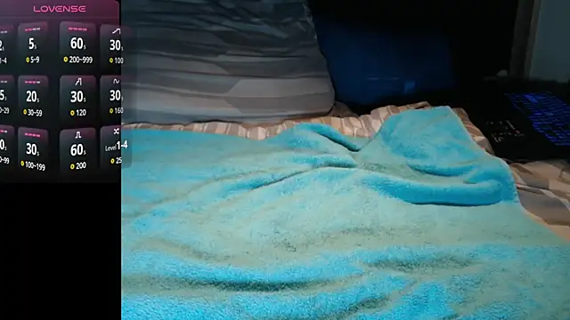 maxtoxic hot online show from December 2025 01:53:01 PM