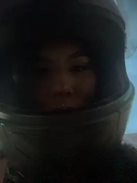 anny  18 online show from November 2025 10:54:01 PM