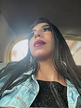 anny  18 online show from November 2025 09:38:02 PM