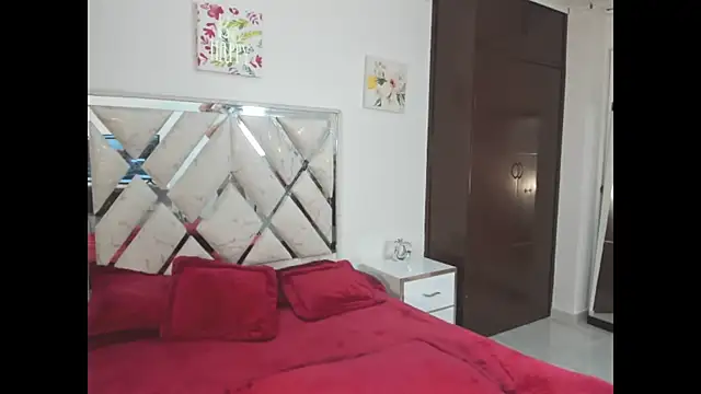 Snapshot of AdeleFun chatting on November 2025 11:42:02 AM AdeleFun online show from November 2025 11:42:02 AM