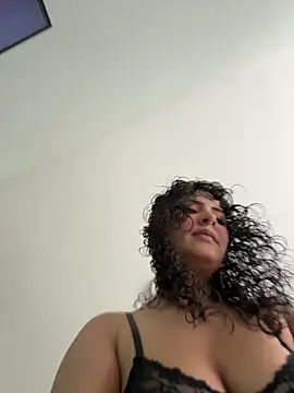 Snapshot of SugarTroubl33 chatting on November 2025 01:43:01 PM SugarTroubl33 online show from November 2025 01:43:01 PM