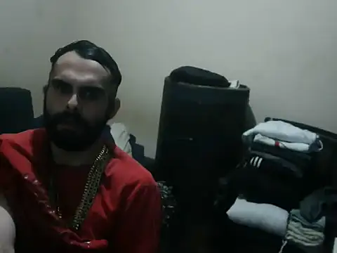 giovanift111 online show from April 2026 06:28:02 AM