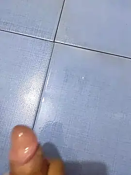 Snapshot of hyderabadmaleee chatting on November 2025 05:32:02 AM hyderabadmaleee online show from November 2025 05:32:02 AM