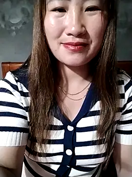 emini-xx online show from March 2026 12:54:02 PM