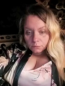 Lana-murr online show from November 2025 05:27:02 AM