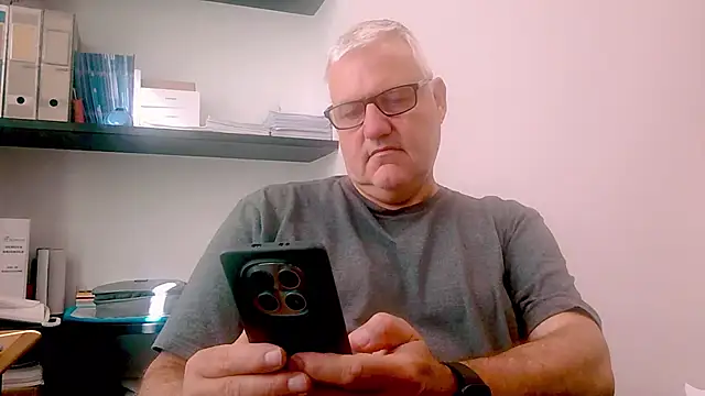 Snapshot of Diegoriv71 chatting on July 2026 07:43:01 AM Diegoriv71 online show from July 2026 07:43:01 AM