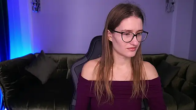 Snapshot of NaughtyNurseVibe chatting on November 2025 07:07:01 AM NaughtyNurseVibe online show from November 2025 07:07:01 AM