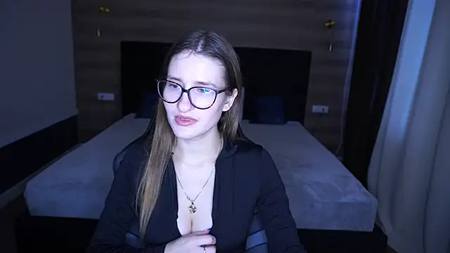 Snapshot of NaughtyNurseVibe chatting on December 2025 08:08:02 AM NaughtyNurseVibe online show from December 2025 08:08:02 AM