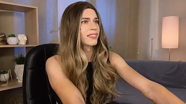 Snapshot of Branda_Kelly chatting on November 2025 01:11:02 PM Branda Kelly online show from November 2025 01:11:02 PM