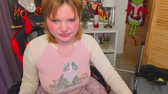 babyyullii online show from December 2025 02:54:01 PM