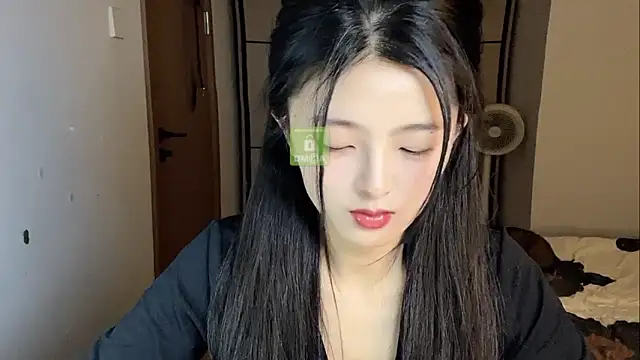 ronronner233 online show from November 2025 01:44:02 PM