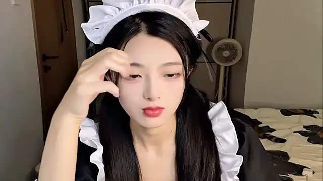 ronronner233 online show from November 2025 12:40:01 PM